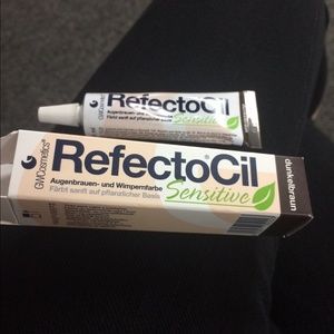 Refectocil eyebrow tint