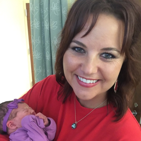 Meet your Posher, Jennifer