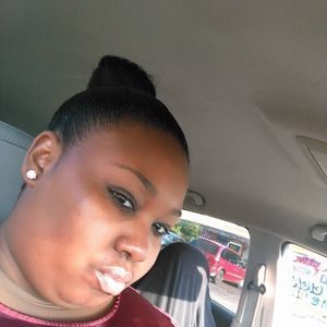 Meet your Posher, Tiera