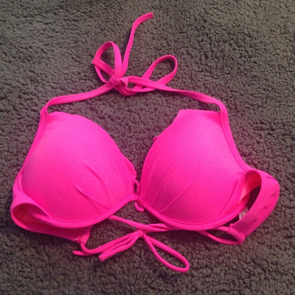 Victoria's Secret 34 D bikini top