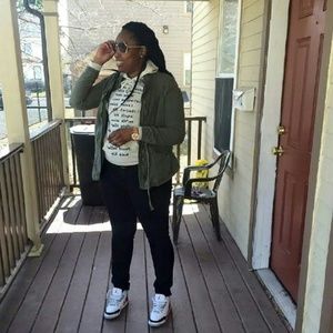 Meet your Posher, Shaquana