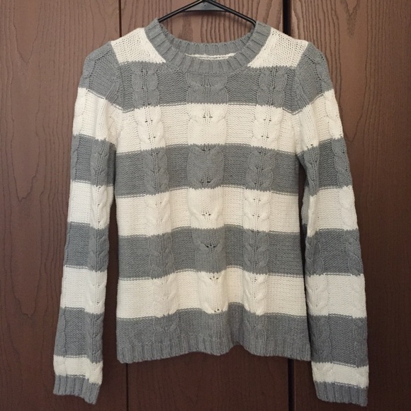 Old Navy Sweaters - Grey and White Striped Sweater