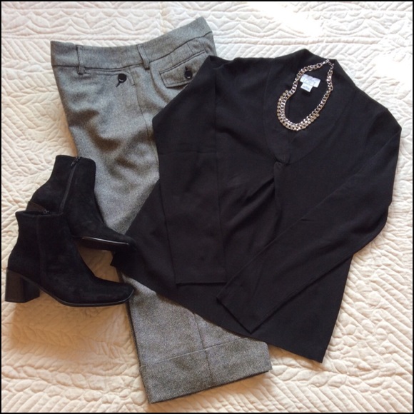 Ann Taylor Pants - Ann Taylor Fall Capris & Sweater