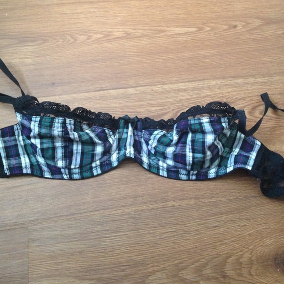 ❌SOLD❌ Forever 21 unlined bra - Picture 1 of 4