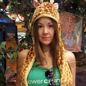 Meet your Posher, Ashley