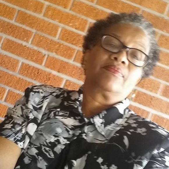 Meet your Posher, Beverly - Picture 1 of 1