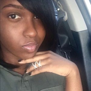 Meet your Posher, Raven