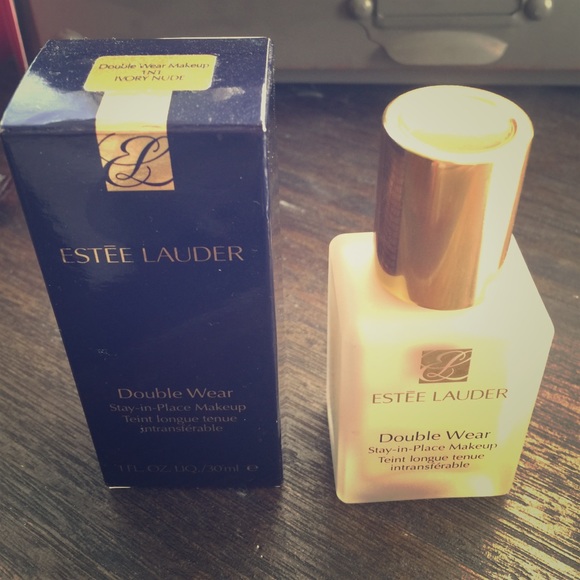 Estée Lauder double wear