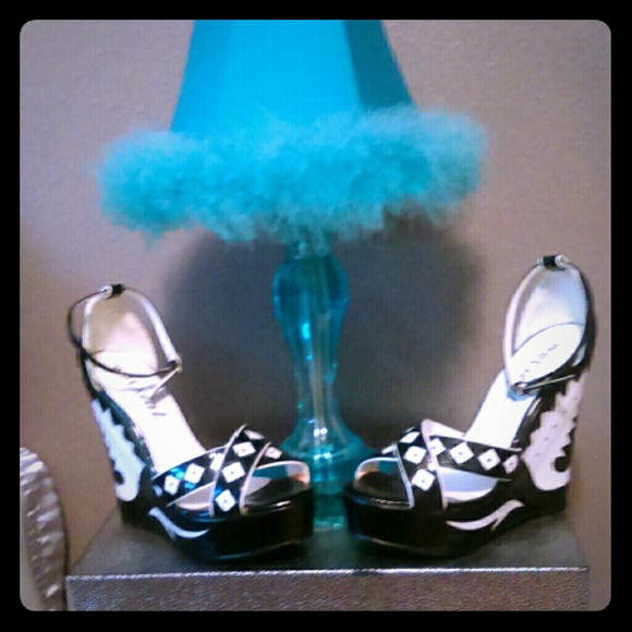 Black & White Patent Look Platform Wedges