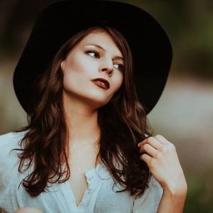 Meet your Posher, Zoe