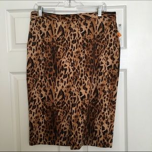NWT Zara Leopard Print Pencil Skirt