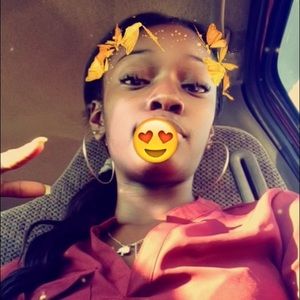 Meet your Posher, Kierra