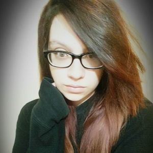 Meet your Posher, Brittney