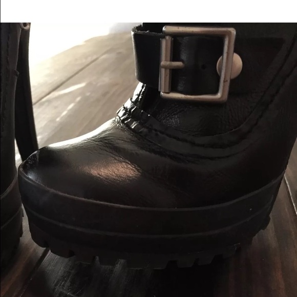 Worn once Steve Madden high heeled boots - Picture 3 of 4