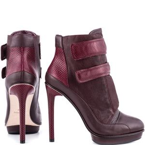 BCBGMAXAZRIA women's Night-Burg Goat Karing