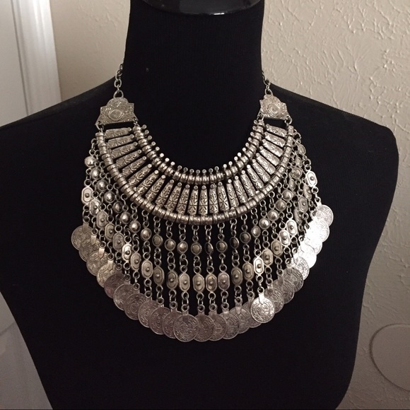 ⬇️SALE Long Linked Token Coin Necklace - Picture 3 of 4