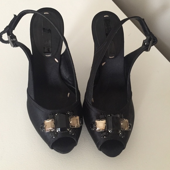 BCBG Max Azria Pumps - Picture 1 of 3