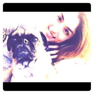 Meet your Posher, Crystal