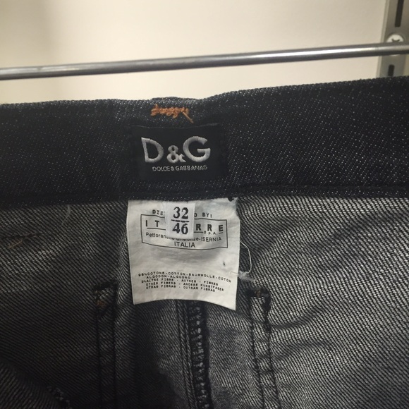 Dolce and Gabbana denim pencil skirt - Picture 3 of 3