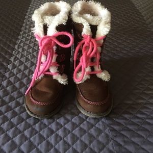 Girls boots,size 5m