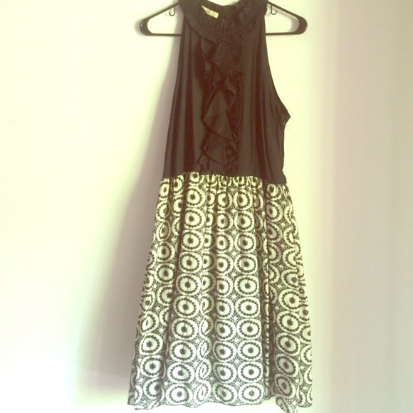 Black and white geo dress - Picture 1 of 3