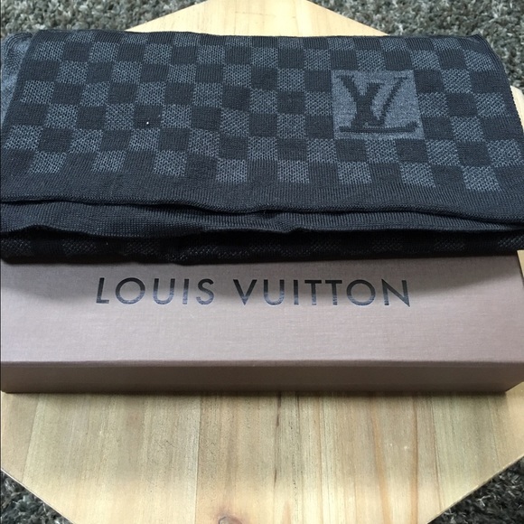 ❤️❤️SOLD!!❤️❤️ 100% authentic Louis Vuttion Damier