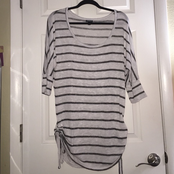 Torrid 0X White and black striped rouched sweater
