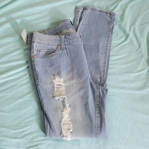 Light Denim Jeans - Ripped