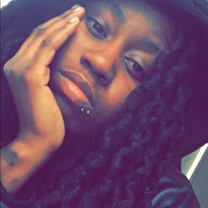 Meet your Posher, Trice