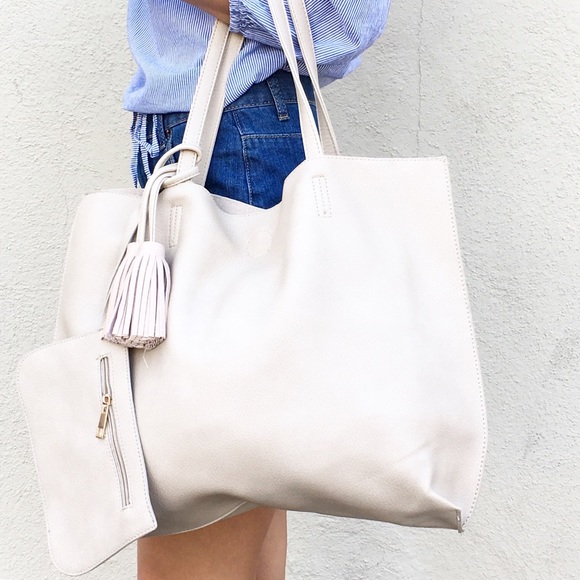 beige tote - Picture 2 of 3