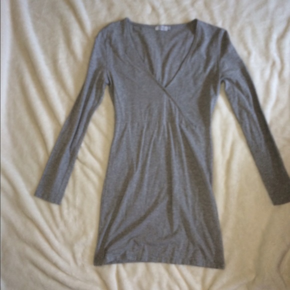 Tobi brand body-con gray dress! Size small
