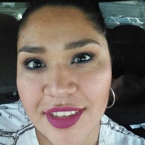 Meet your Posher, Yvette