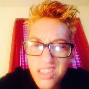 Meet your Posher, Twist