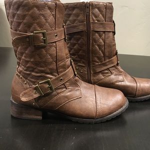 Cool brown boots