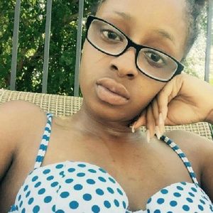 Meet your Posher, Cimeronne