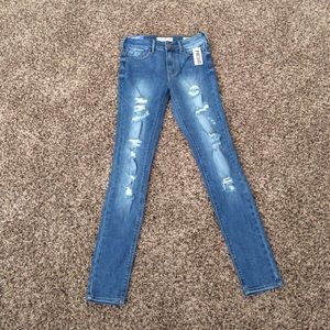 Ripped high rise Bullhead jeans