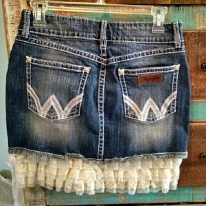 Wrangler lacy jean skirt