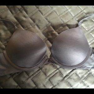 Smooth grey VS Very Sexy push-up bra - 32a