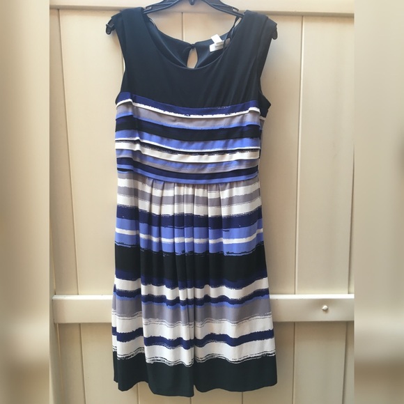 Grey, white, blue and black lines dress.
