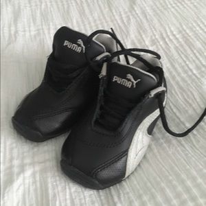 Puma little boy shoes size 4.