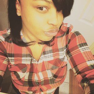 Meet your Posher, Latasha