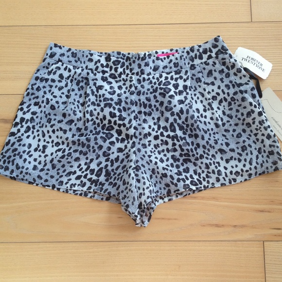 Forever 21 grey black cheetah print shorts