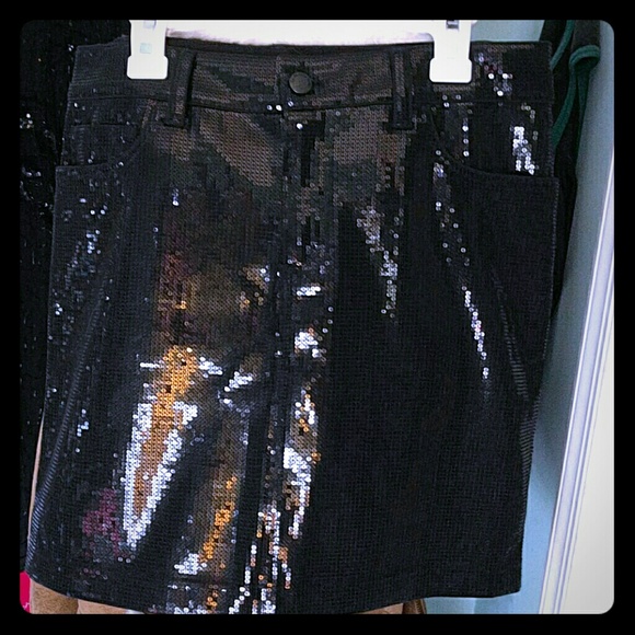 NWOT Black Calvin Klein sequin skirt