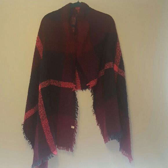 Zara Accessories - Blanket scarf