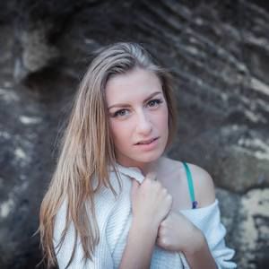 Meet your Posher, Hailey