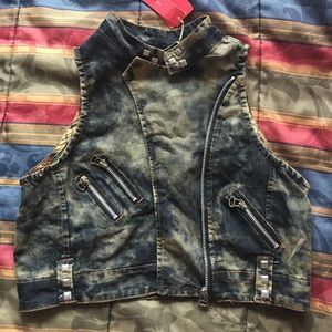 Short jean vest with silver studs