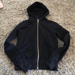 Lululemon hoodie sz2