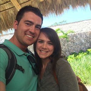 Meet your Posher, Lacee