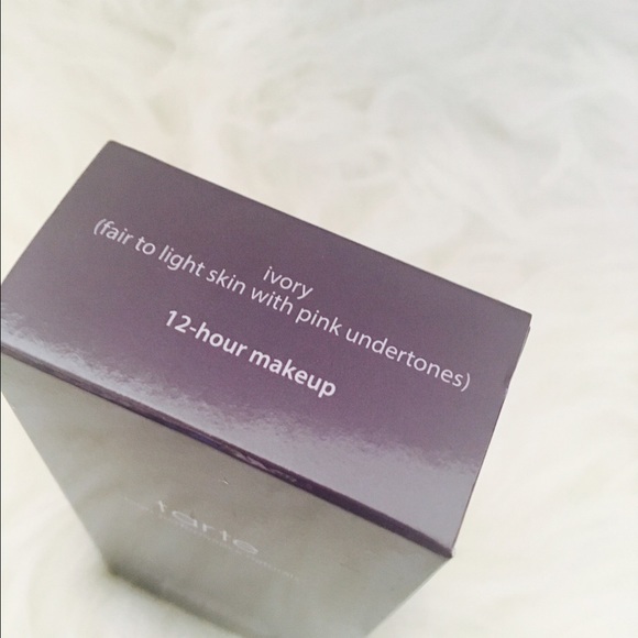 Tarte Amazonian Clay Foundation "Ivory"