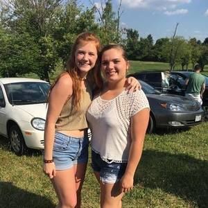 Meet your Posher, Cassandra